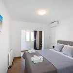 Lucija Mari Apartamento *