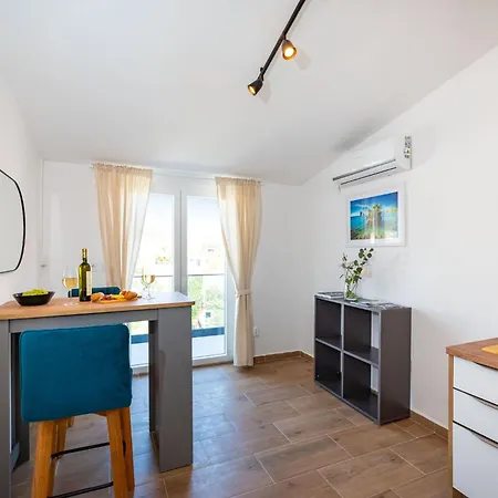 Lucija Mari Tribunj (Sibenik-Knin)