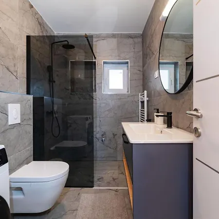 Appartement Lucija Mari *