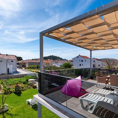 아파트 Lucija Mari Tribalj