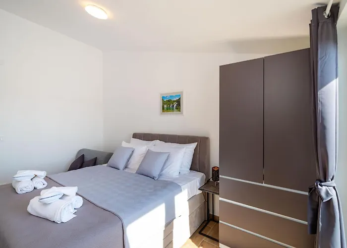 Lucija Mari Appartement