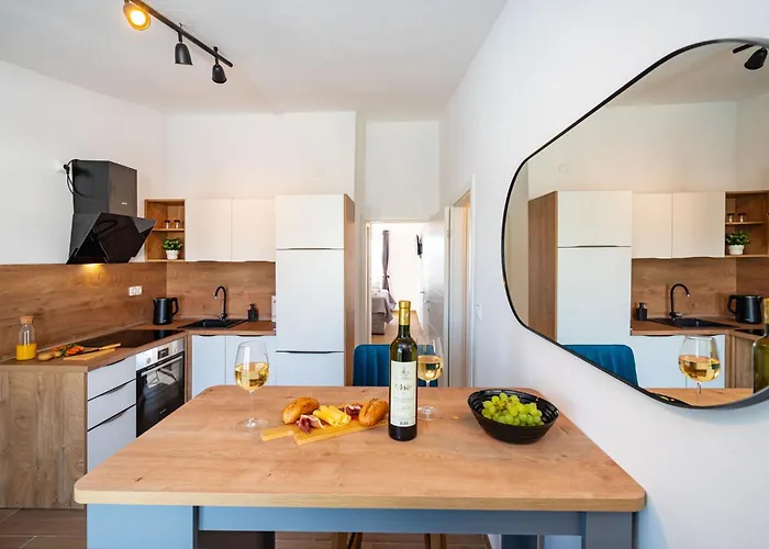 Appartement Lucija Mari