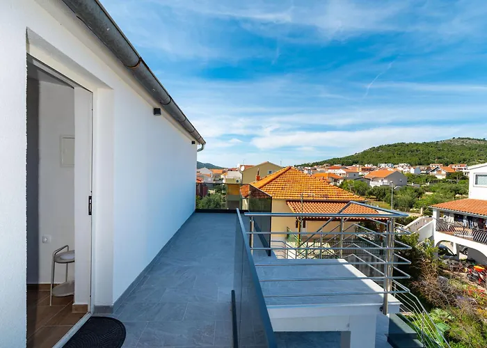 Lucija Mari Appartement *