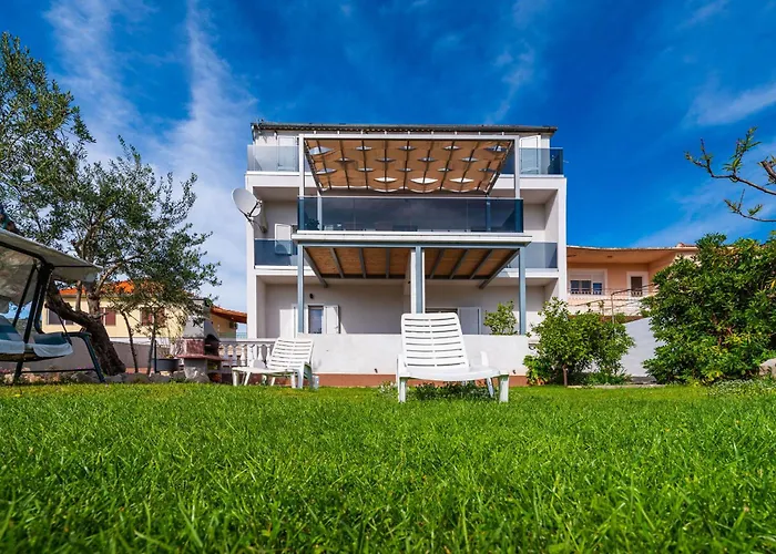 Lucija Mari Appartement *