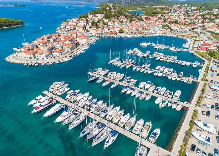 Lucija Mari דירה Tribalj